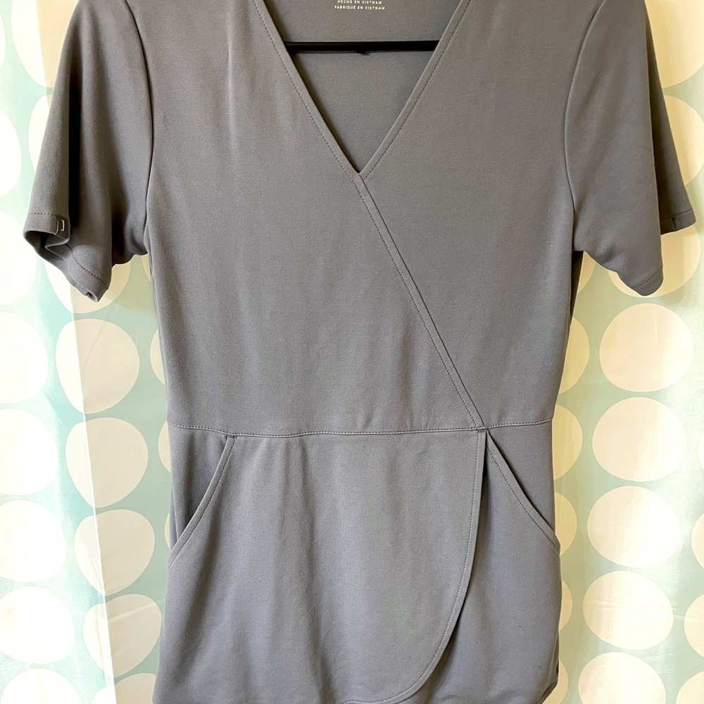 Jaanuu xs women’s mock wrap tulip top